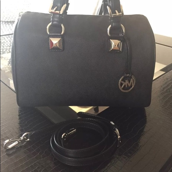 MICHAEL KORS GRAYSON BLACK MED SATCHEL HANDBAG - Picture 5 of 12